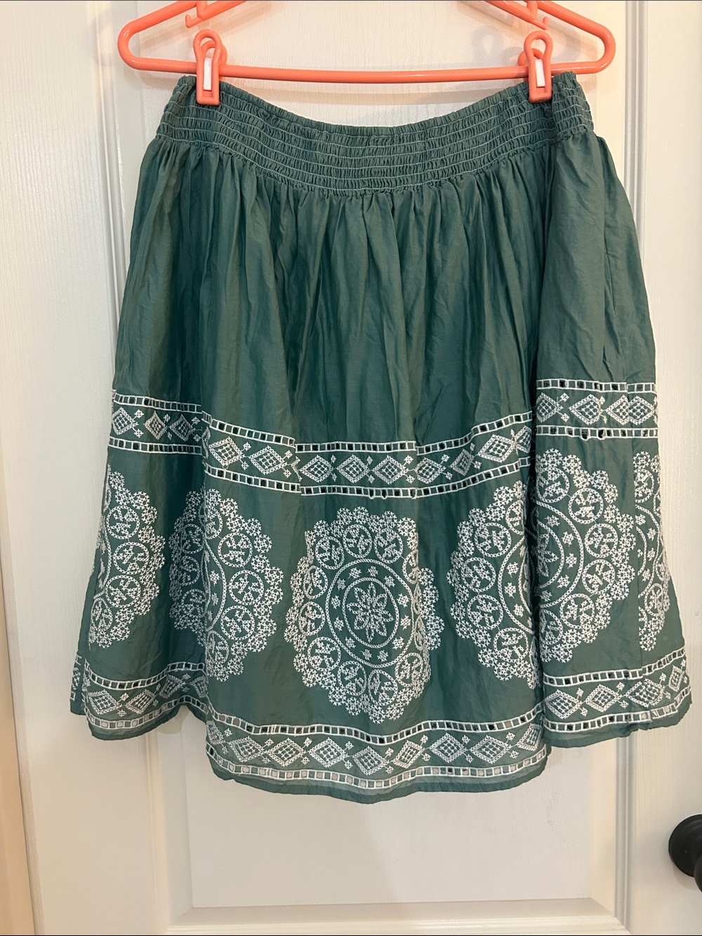 Green Embroidered A-Line Skirt with Elastic Waist